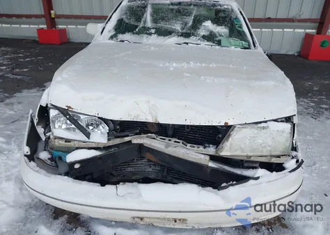 1998 Toyota Avalon Xl from USA, damaged, VIN 4T1BF18B0WU271222